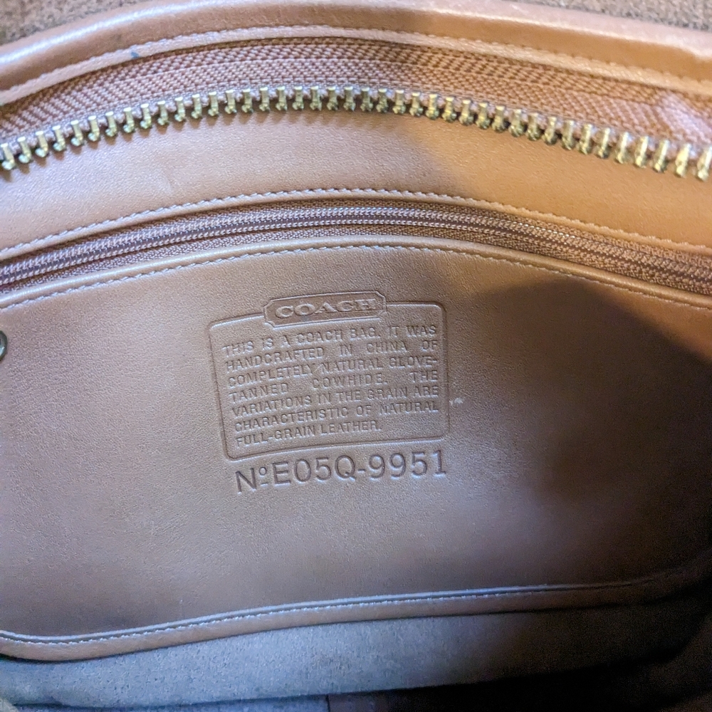 Vintage Coach 9951 Patricia Legacy Crossbody Purse - Picture 5 of 6
